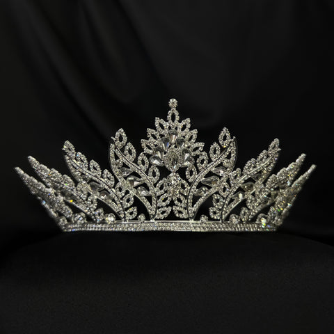 Intricately Designed Luxury Crown
