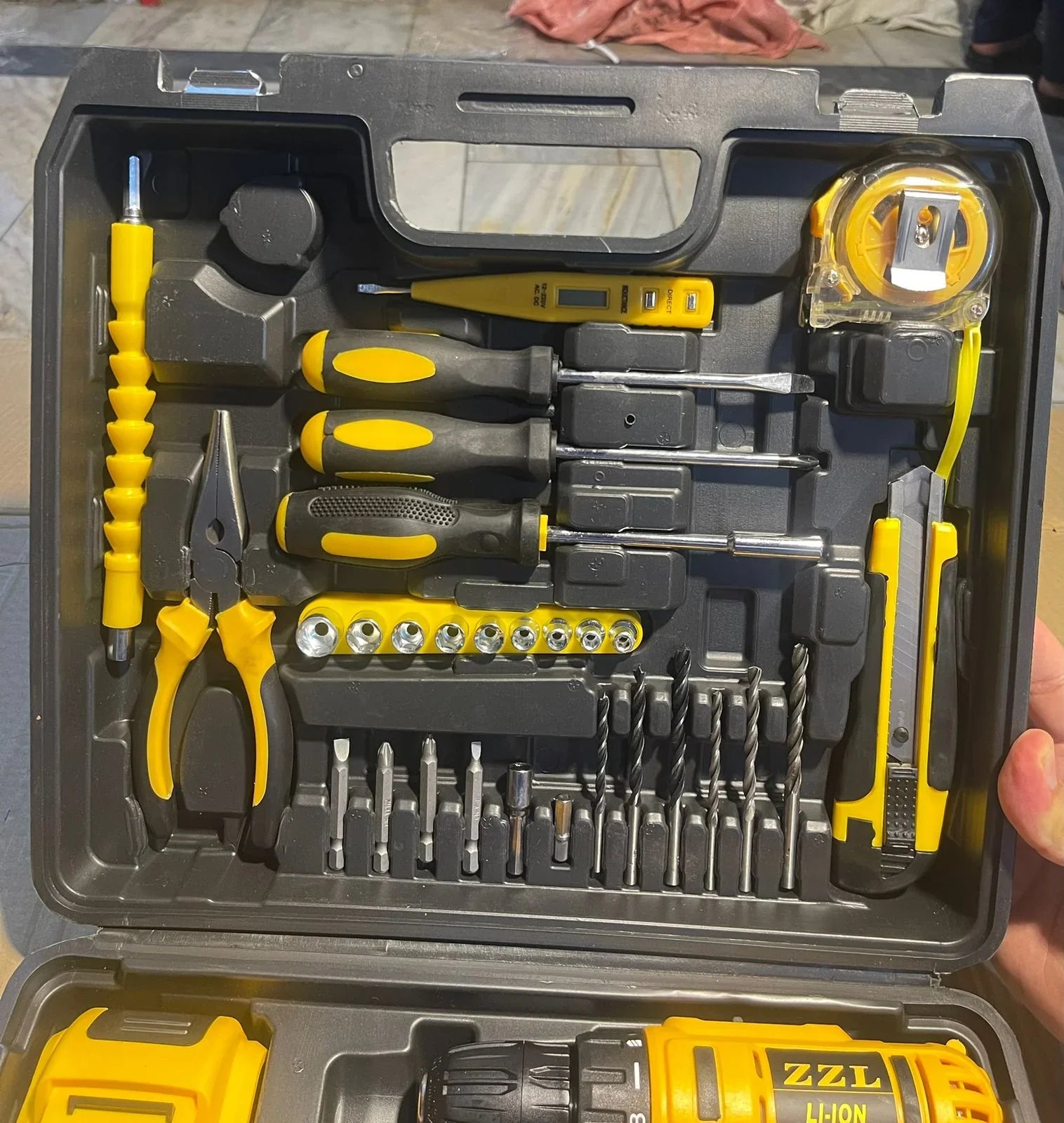 34 Pc Rechargeable Drill Set - Image 3