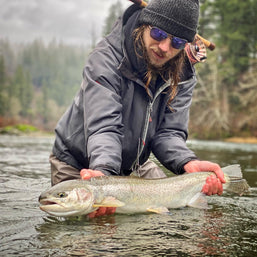 DAVID GRAVETTE HOLDING FISH