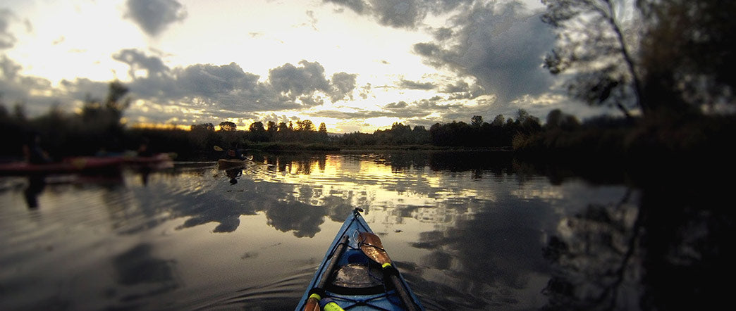 sunset kayaking at scappoose-bay 