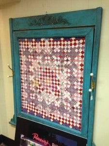 DIY Your Quilting Studio - Quilt Frame by QuiltedJoy.com