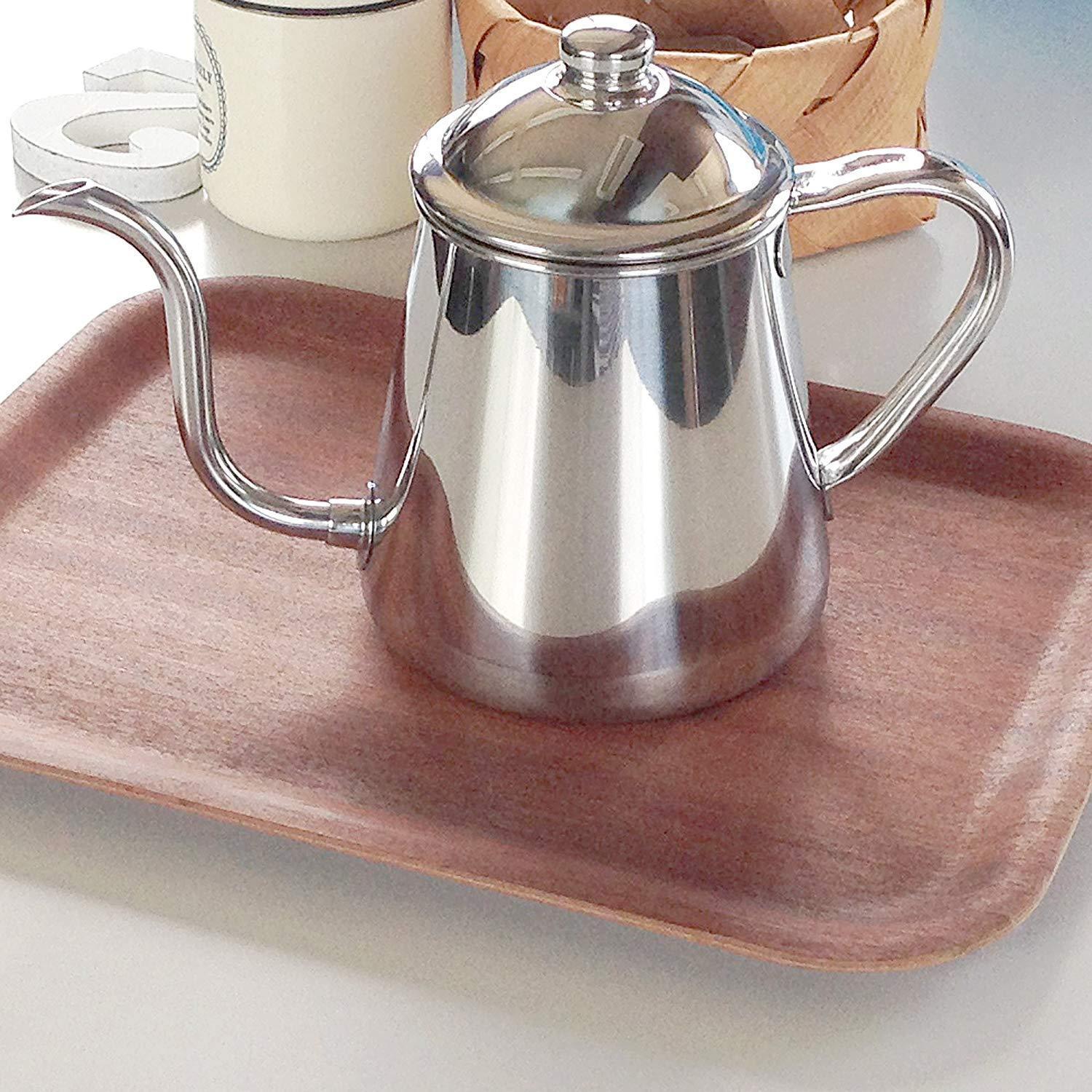 https://cdn.shopify.com/s/files/1/0695/5712/5440/products/Takahiro-Pour-Over-Coffee-Drip-Kettle-0_9L-Japanese-Taste-2.jpg?v=1694053950