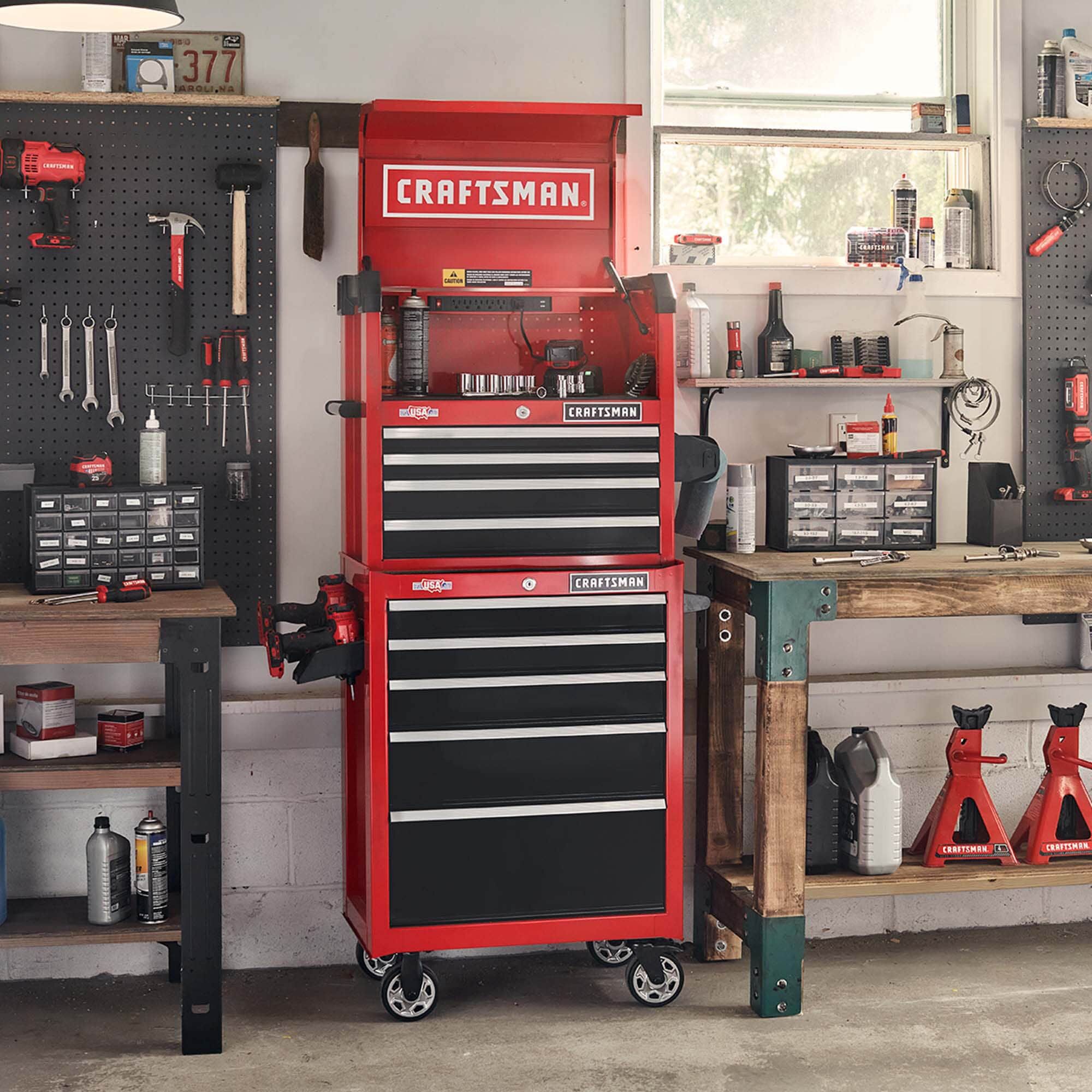 View of CRAFTSMAN Storage: Cabinets & Chests Rolling family of products