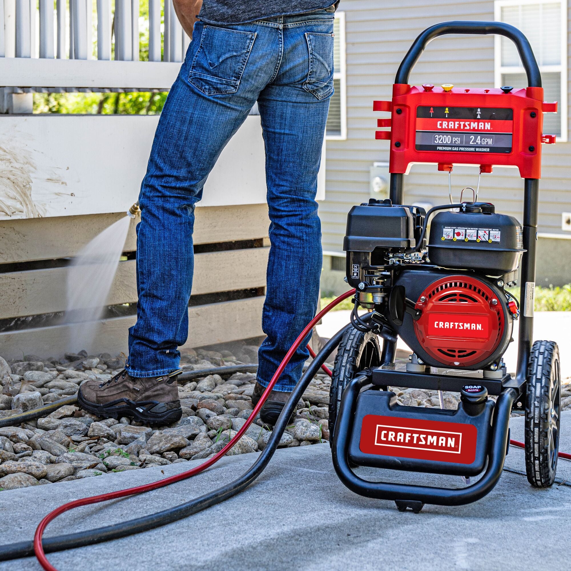 pressure washer home exterior of FNA pressure washer (CMXGWFN061325)