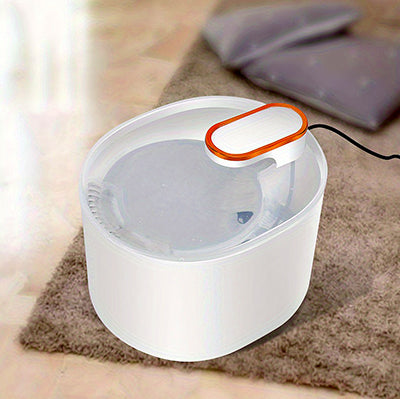 fontaine-eau-pour-chat-niveau-lumineux-rempli-eau