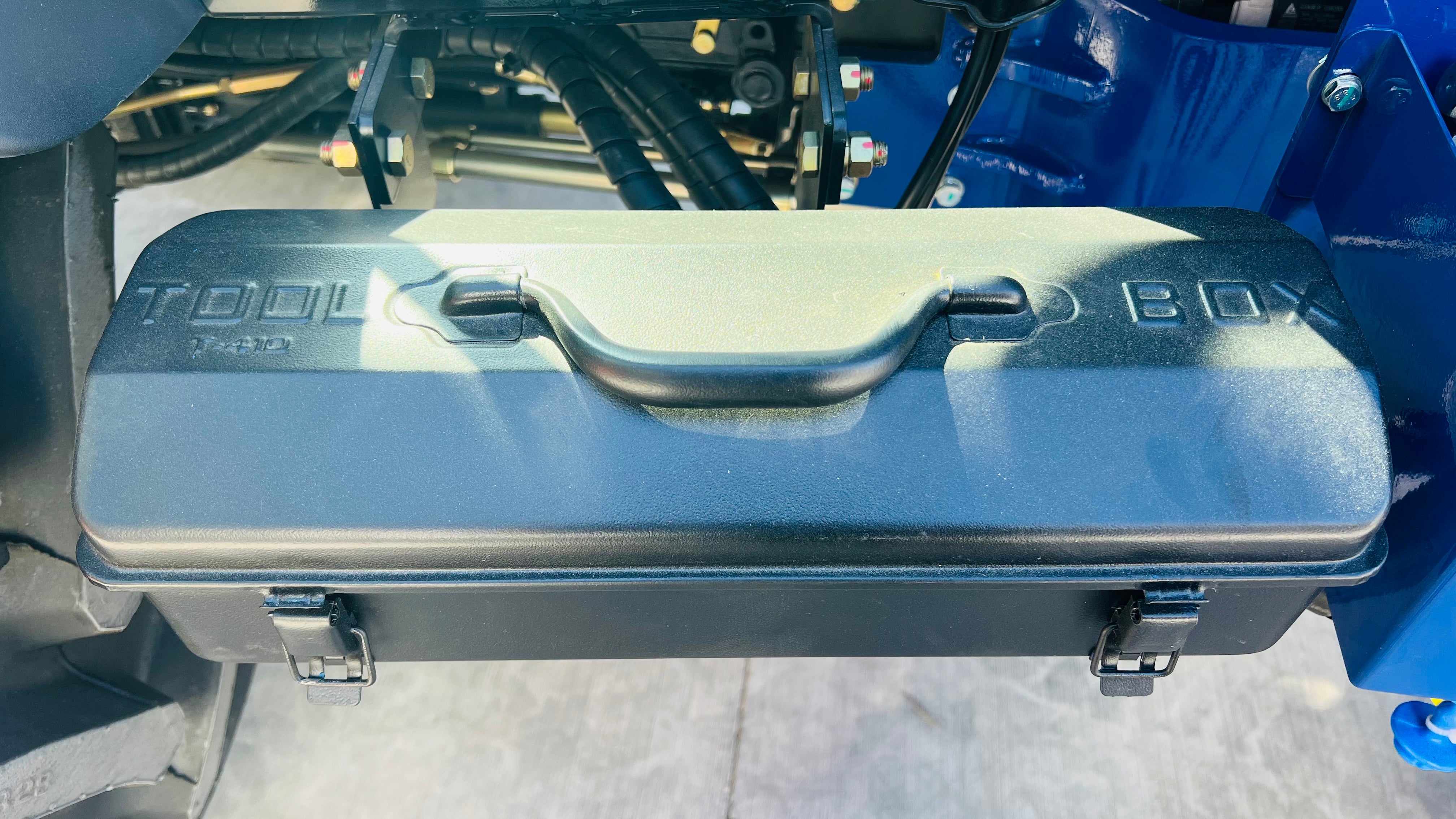 新增 - Tri 75HP AC Tool Box.jpg__PID:7d4acd51-52a5-4f91-aaad-efc220e4f8a9