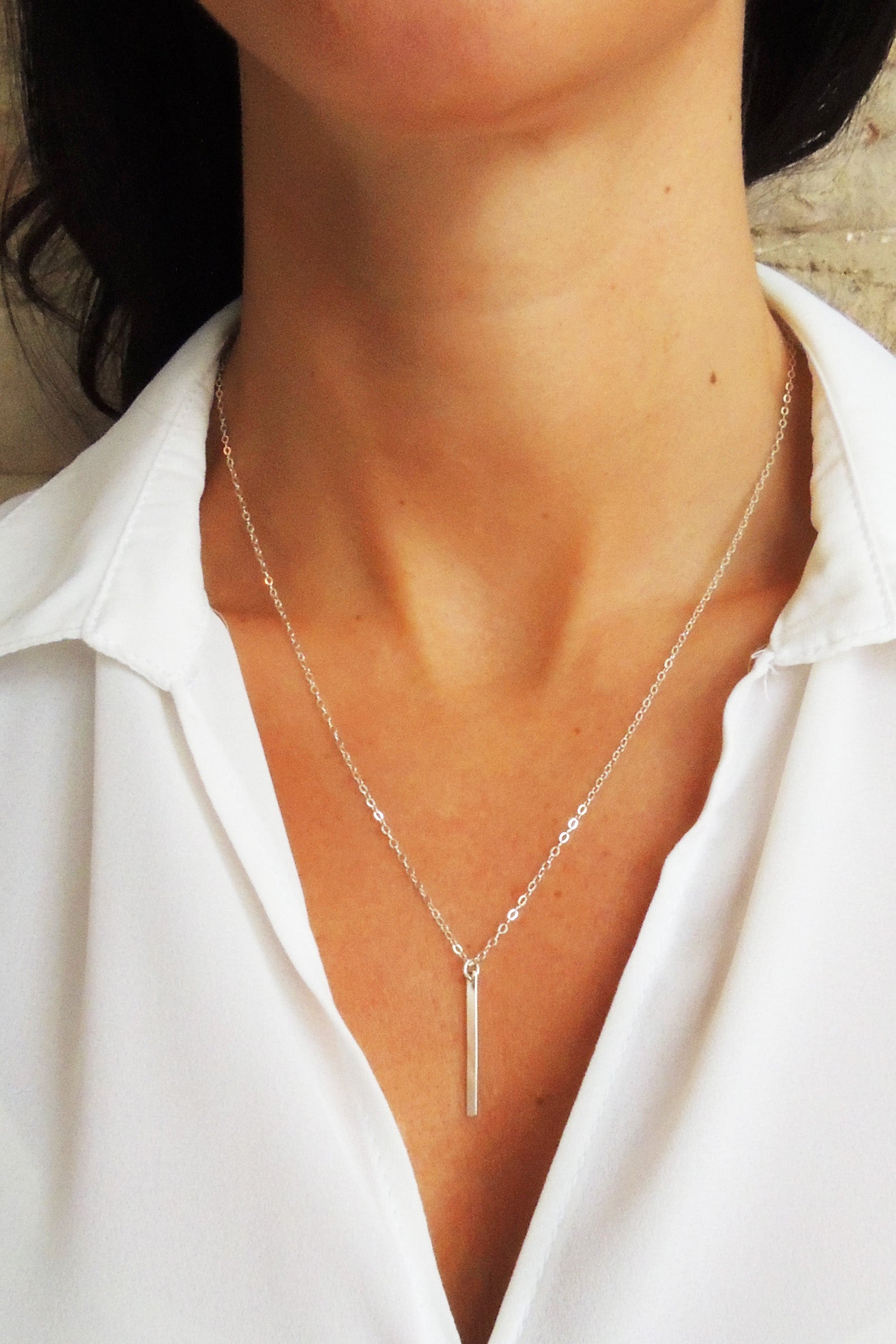 Flat Modern Bar Necklace