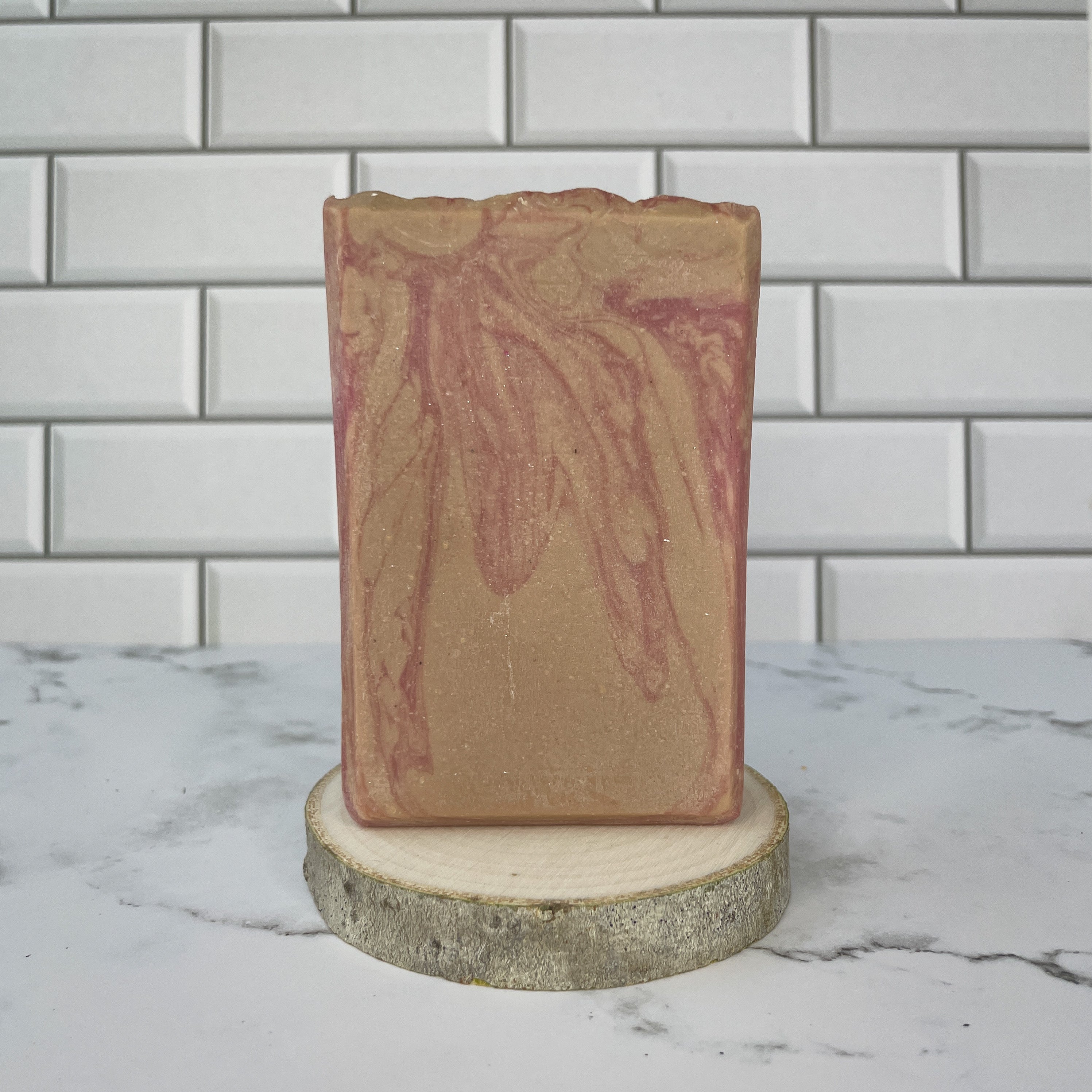 Fresh & Fancy: Amber Oud Exfoliating Bar Soap