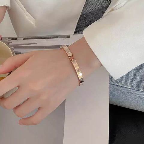 CRB6027200 - LOVE bracelet - White gold - Cartier