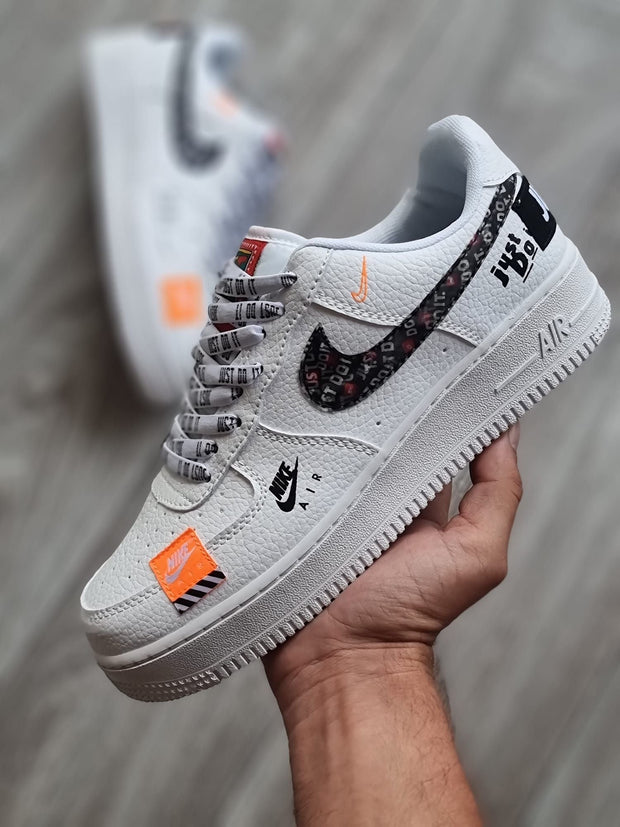 NIKE AIR FORCE 1 JUST IT –
