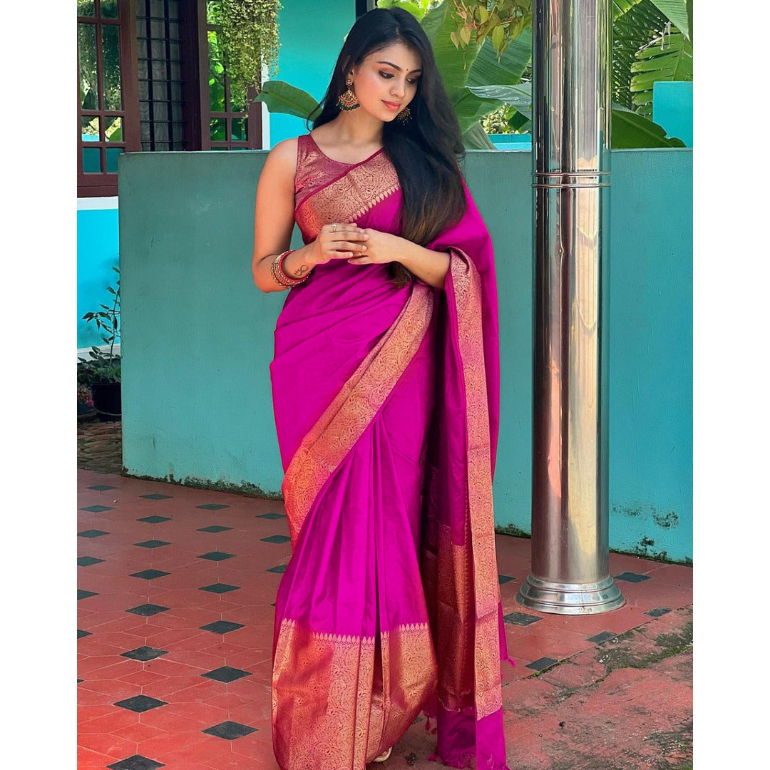 Adorning Red Soft Silk Saree With Unequalled Blouse Piece – SilkFolks