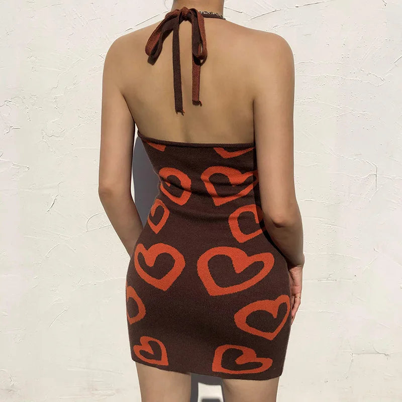 Vintage Heart Lace-up Halter Dress with Color Contrast Styling - Image 6