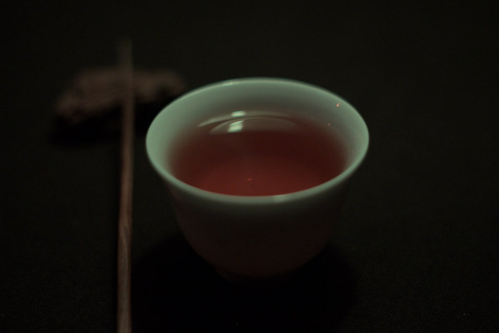 oolong tea in Chinese tea cup