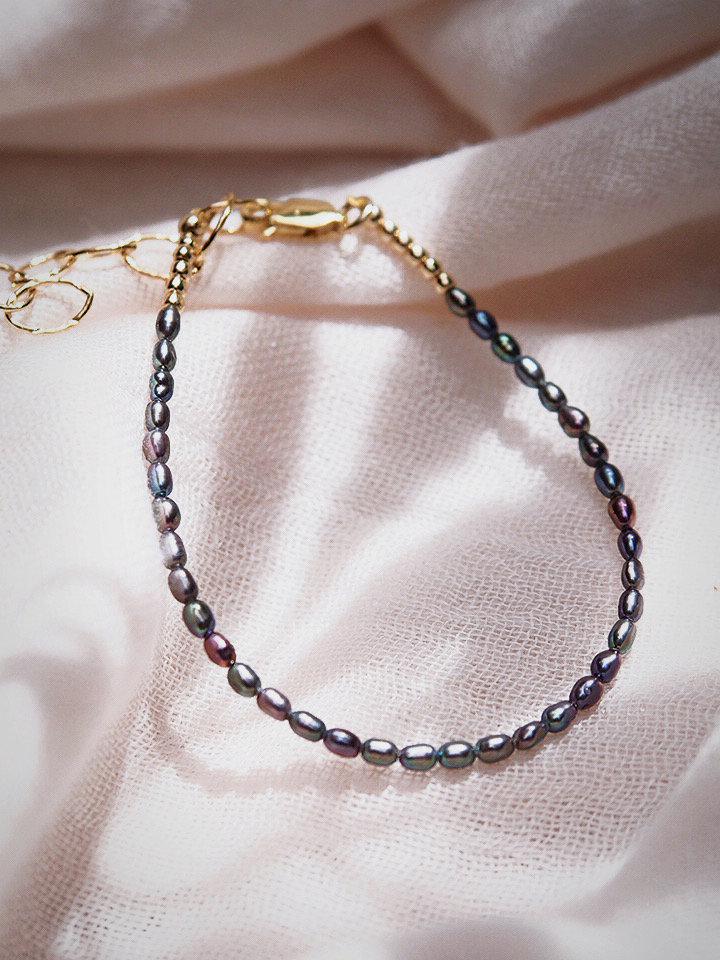 Dainty Black Pearl Bracelet - Maile