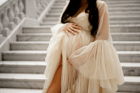 maternity photos, beige gown, belly bump