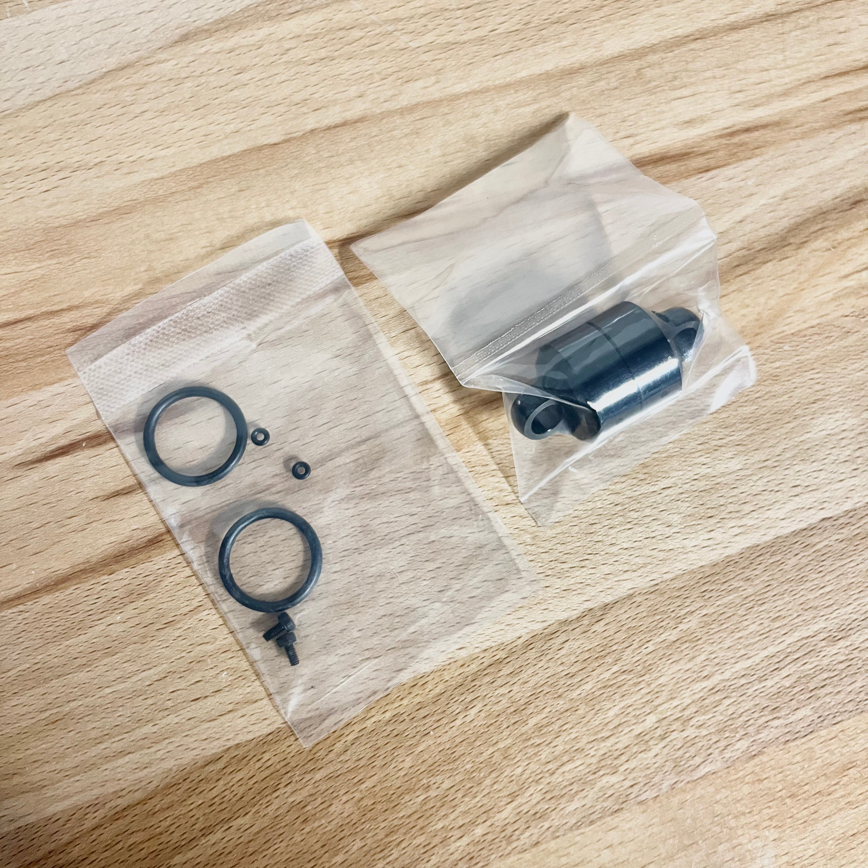 TKR8702 - Tekno Shock Caps