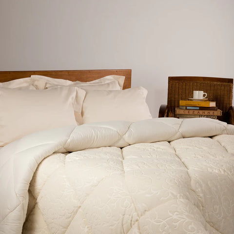 beige quilt