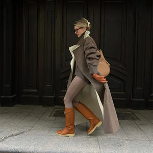 Lady in Luxury Woolen Coat - Thekittenpark