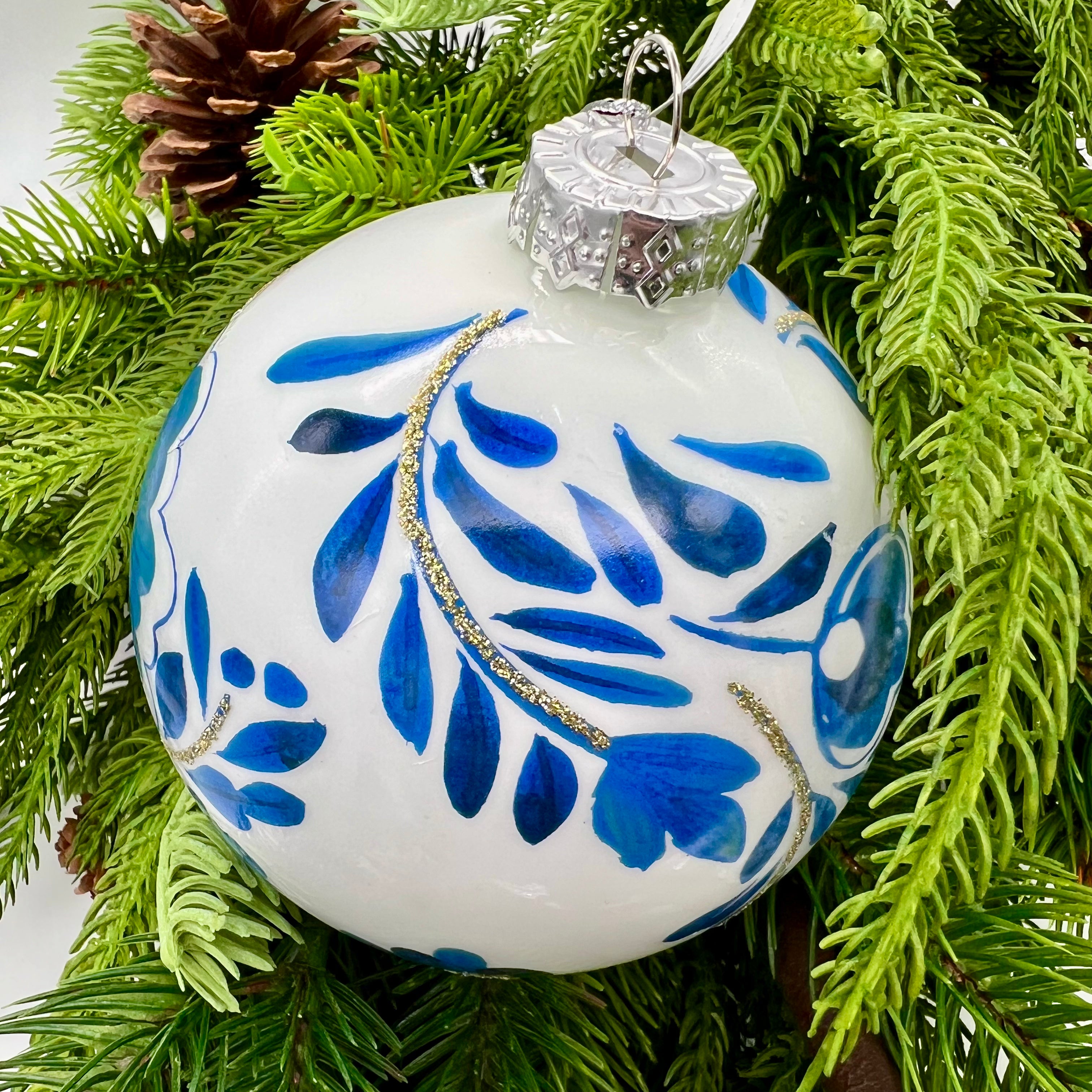 4.5" Blue/White Flowering Chinoiserie Ball Ornament