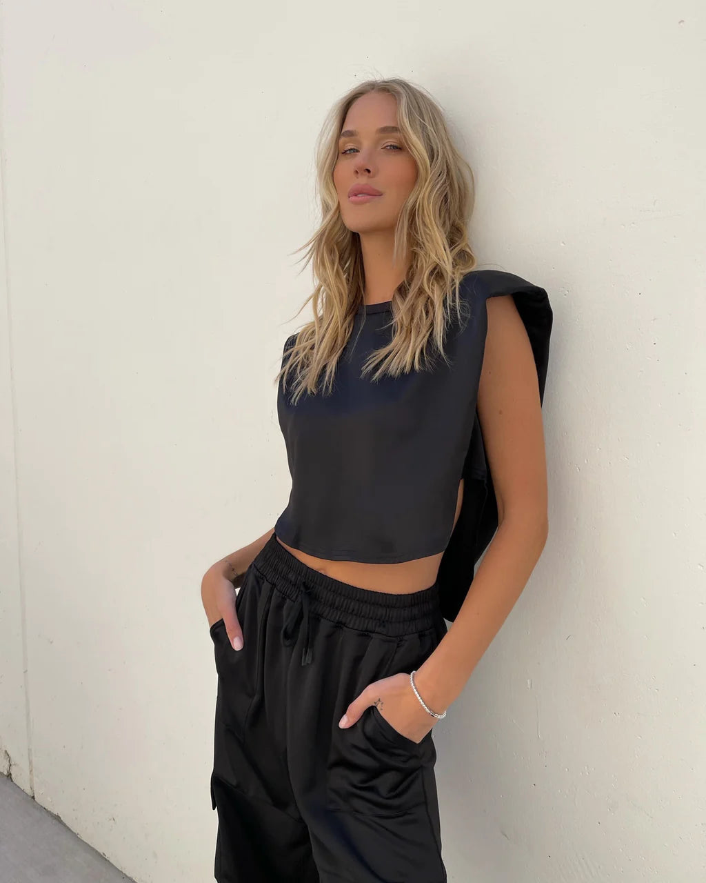 DUNES TEE SHADOW SATIN