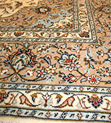 Shah Abassi pattern on Kashan rug border