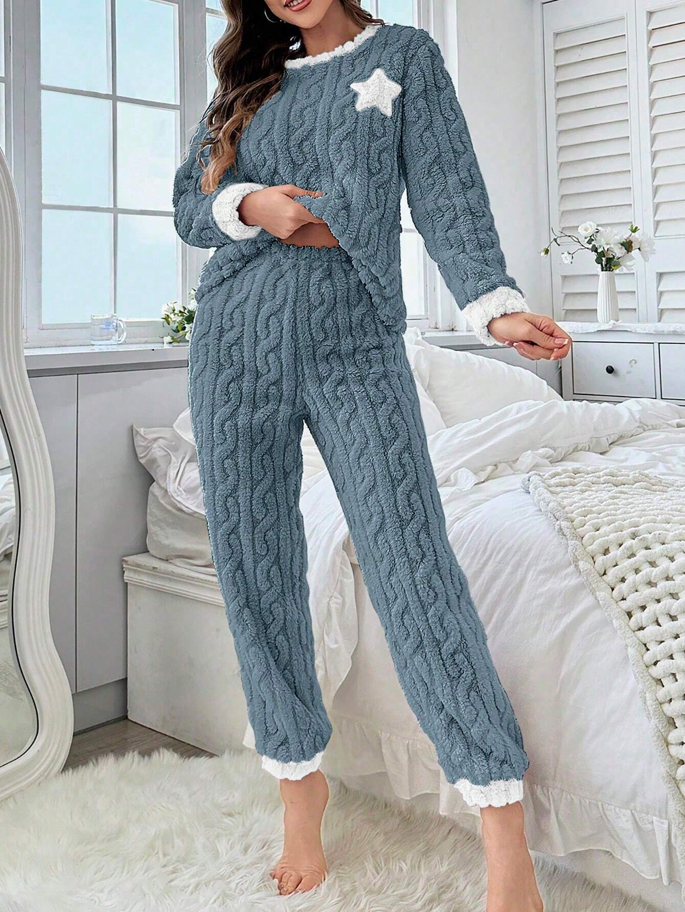 [Leve 2 Pague 1] Pijama Feminino Neve Macia (Conforto térmico e delicadeza) + BRINDE: 1 Pantufa Nuvem Antiaderente 7