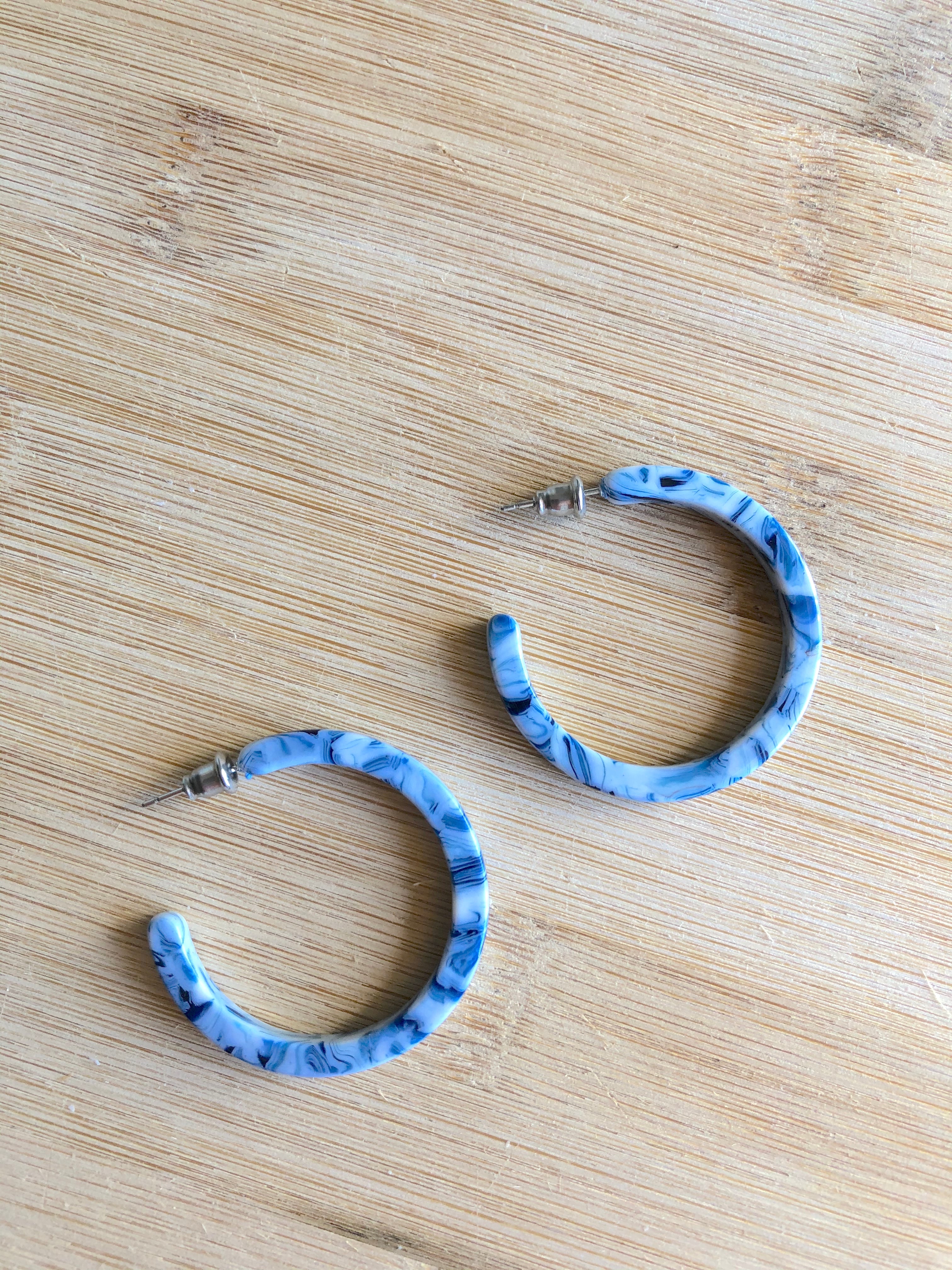 Nora Hoop Earrings