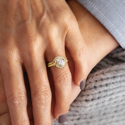 Bridal, Halo, Diamond Ring, Engagement, Lifestyle, October Wedding