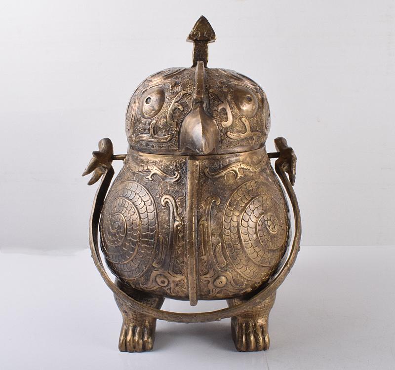 古代中国　獣型　青銅器