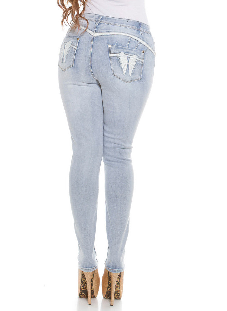 Buy women's fashion jeans and clothing online
