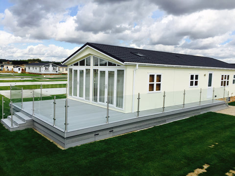 Glass balustrade on luxury lodge