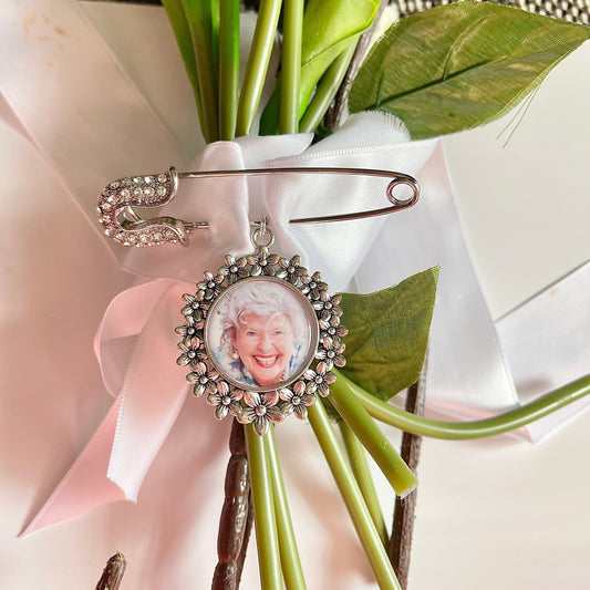 AILIN Custom Wedding Bouquet Charms Personalized Memorial Dad Grandma  Engraved Photo Charms For Bridal