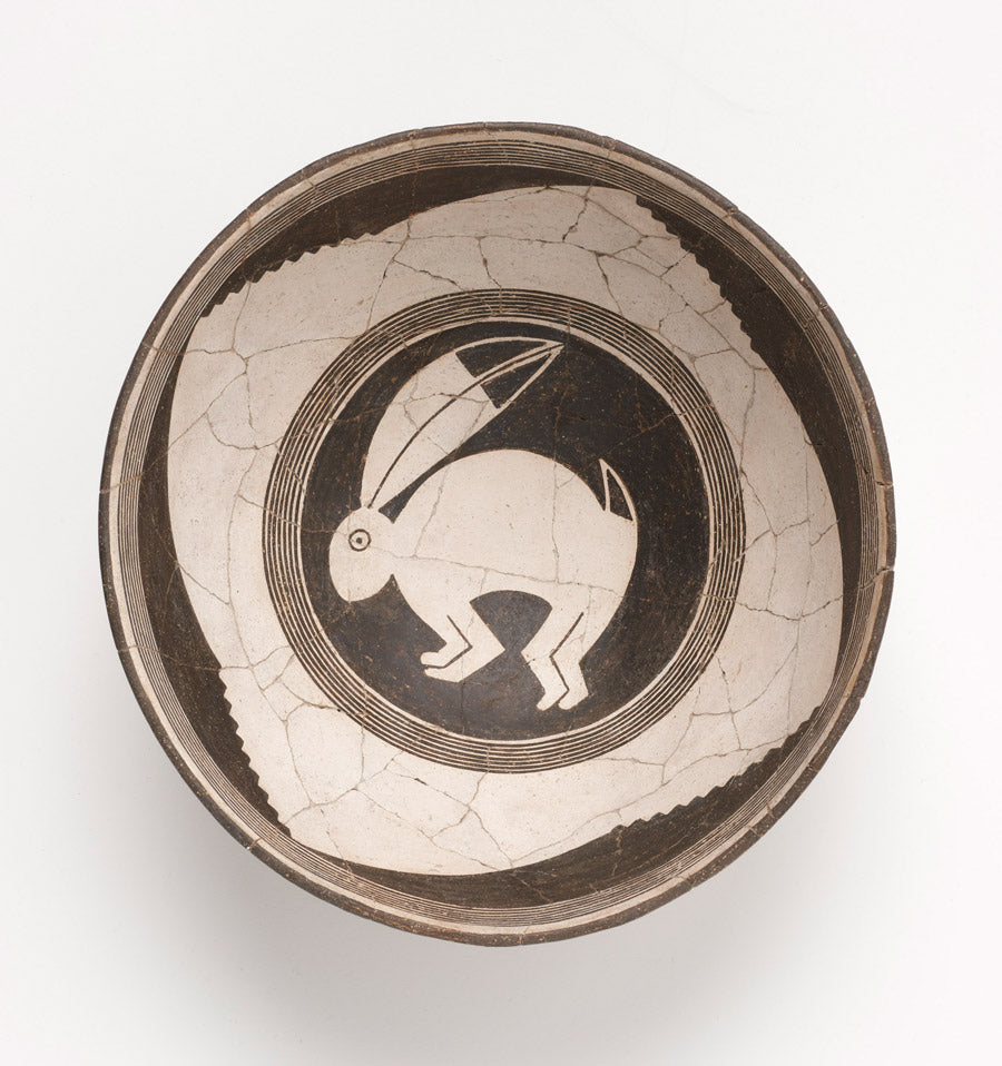 Ancestral Puebloan artist Mimbres bowl, ca 1010 – 1130. Earthenware 4 x 10 x 10 in. Gift of the Thomas W. Weisel Family to the Fine Arts Museums of San Francisco, Photograph by Randy Dodson, copyright the Fine Arts Museums