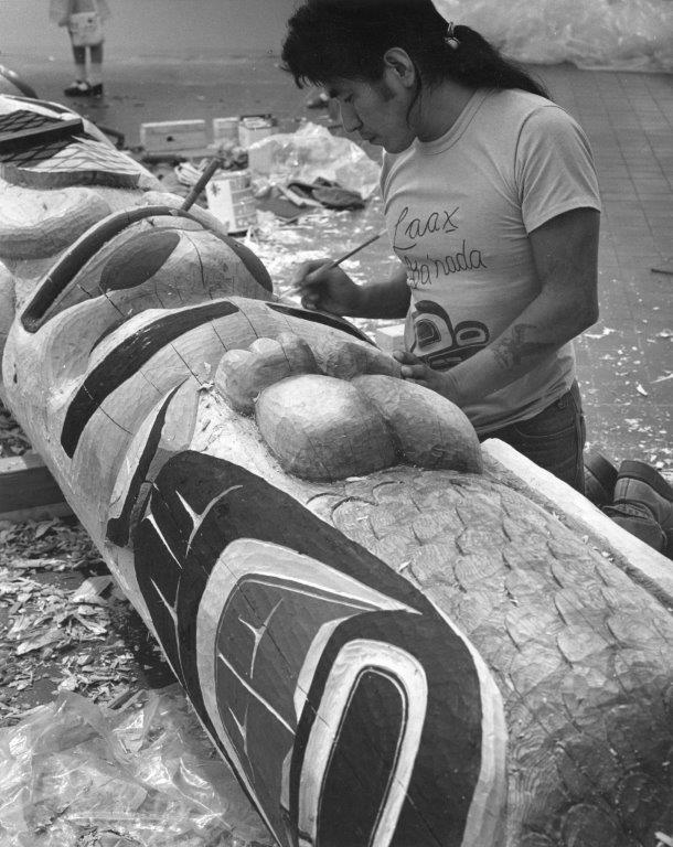 Norman Tait painting Friendship Totem in 1977. Courtesy the Heard Museum