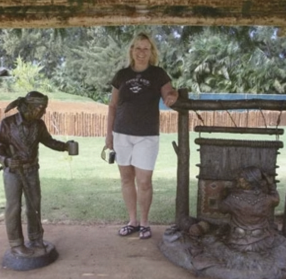 Susan Kliewer Navajo Compound in Hawaii