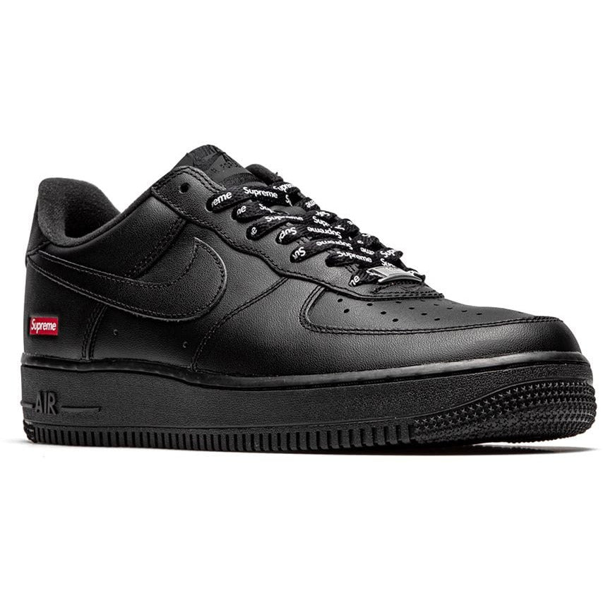 SNEAKERS NIKE AIR FORCE ONE SUPREME NEGROS – AF -1 Sneakers Force One