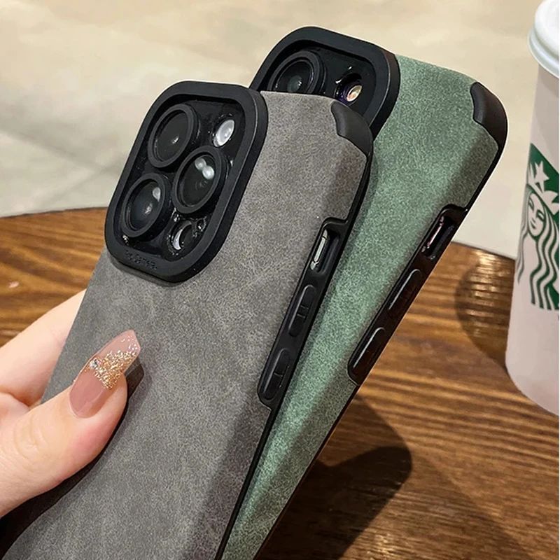 Capa de Couro Fosco para iPhone com Proteção de Lente