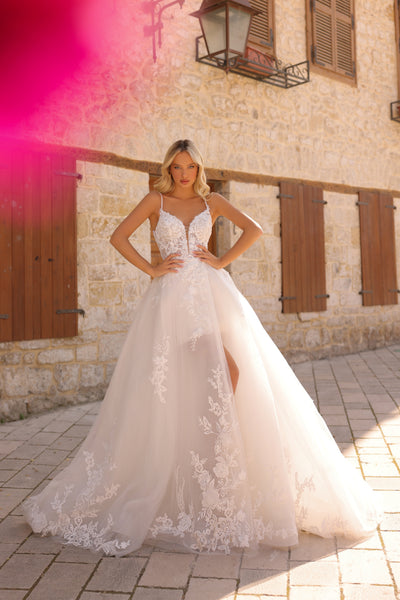 wedding dress