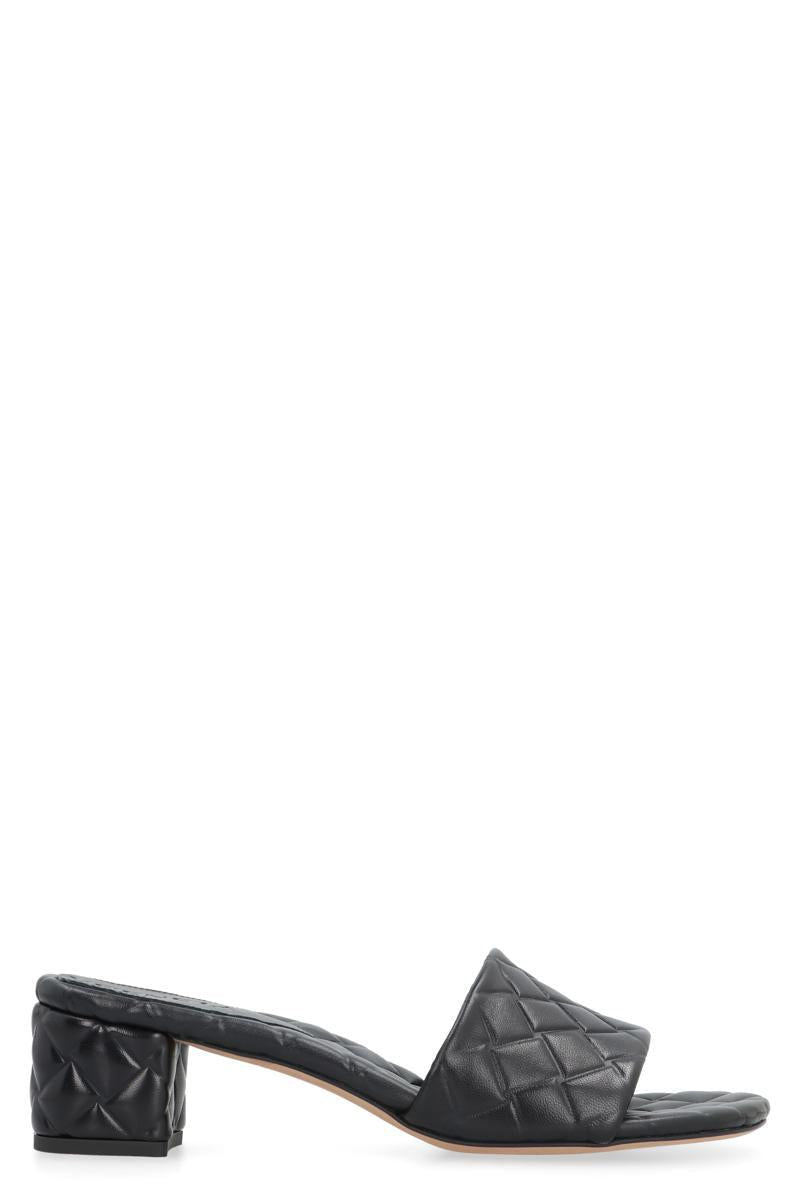 Bottega Veneta Black Mules With Intreccio Motif In Leather Woman