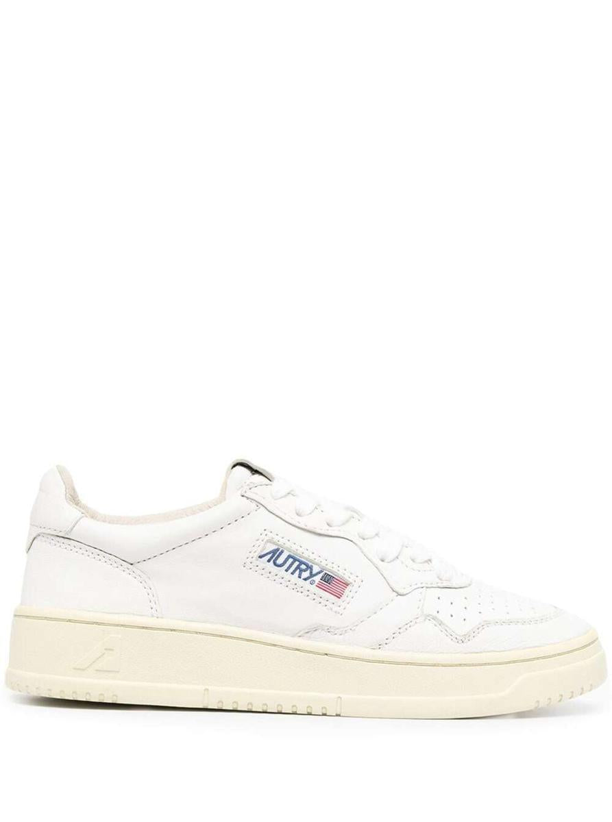 Autry Sneakers Medalist Low In Pelle Bianco Argento In White