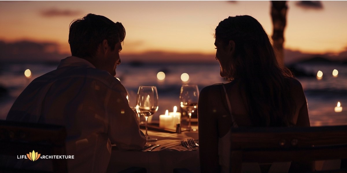 Ein Paar bei einem romantischen Abendessen bei Kerzenlicht, das viel Zeit miteinander verbringt