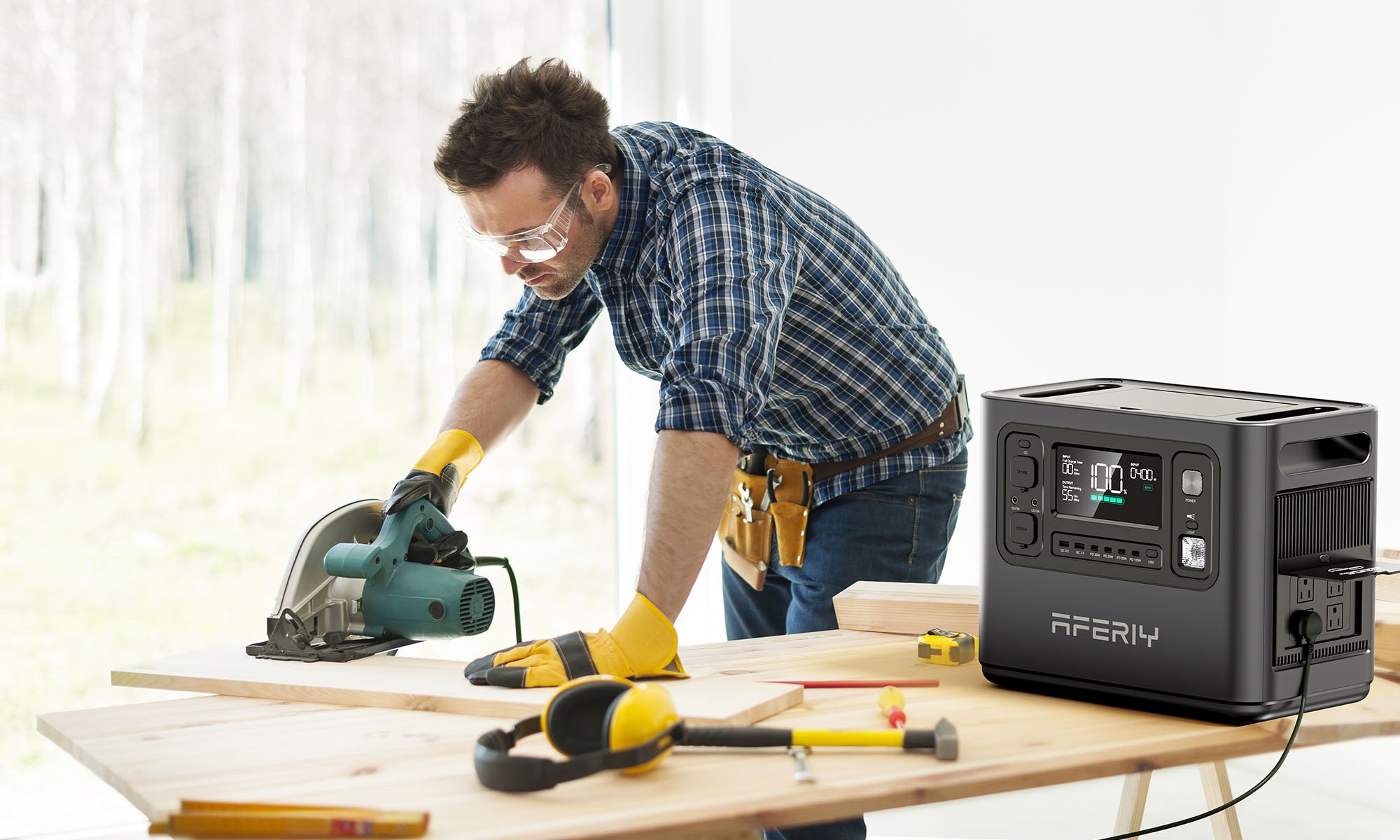 Use the Aferiy P110 portable power station to power tools