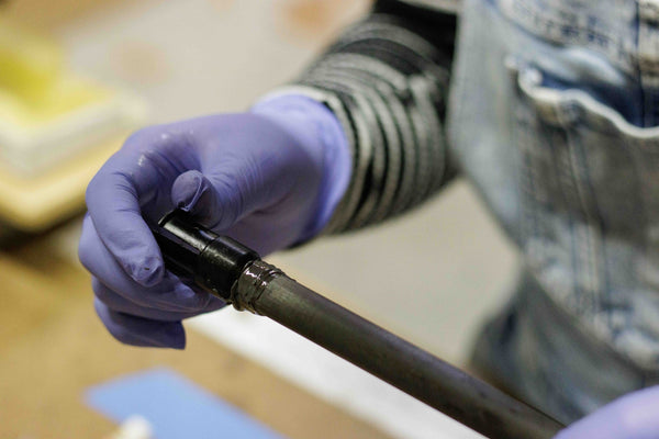 An FQL is bonded to a carbon fiber shaft