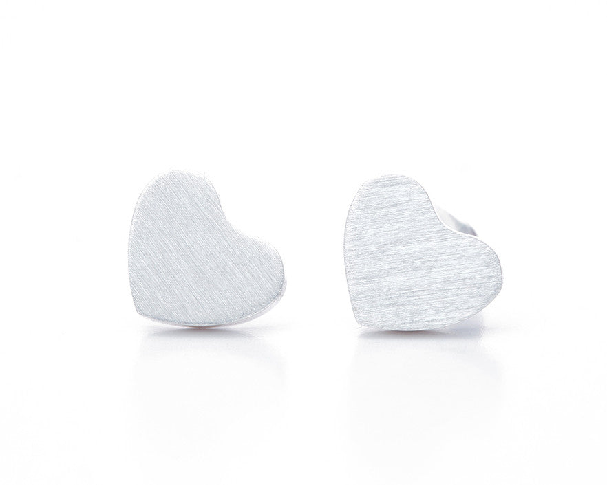 silver heart earrings studs