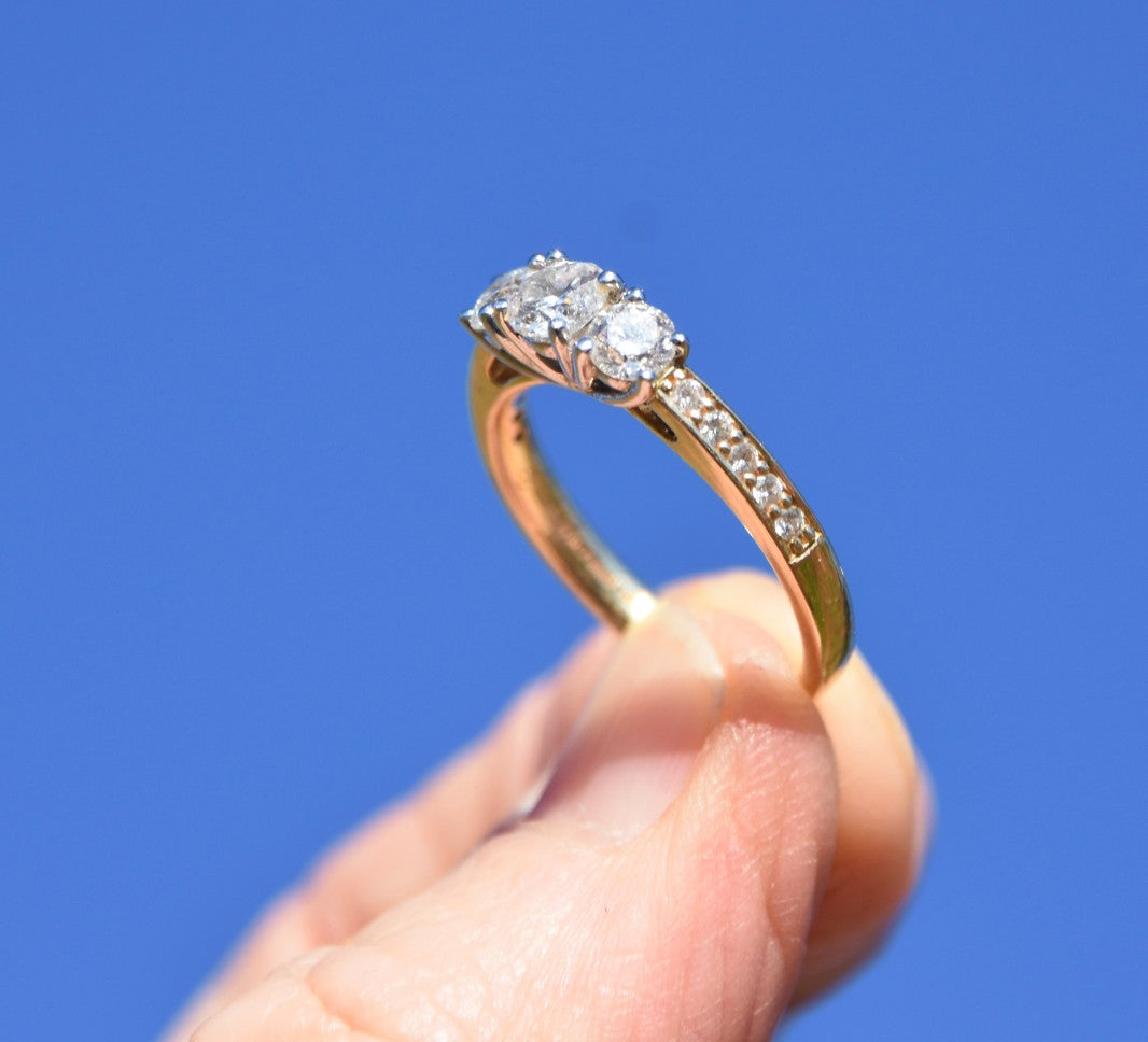 Three Stone Engagement Ring Michelle Mcewen J6bHIjTS4gU Unsplash (1)