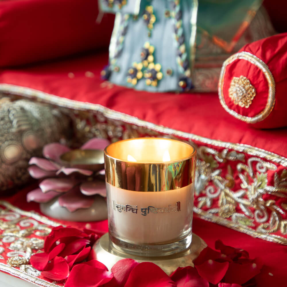 Enchante - Divine Mantra Candle-image-0