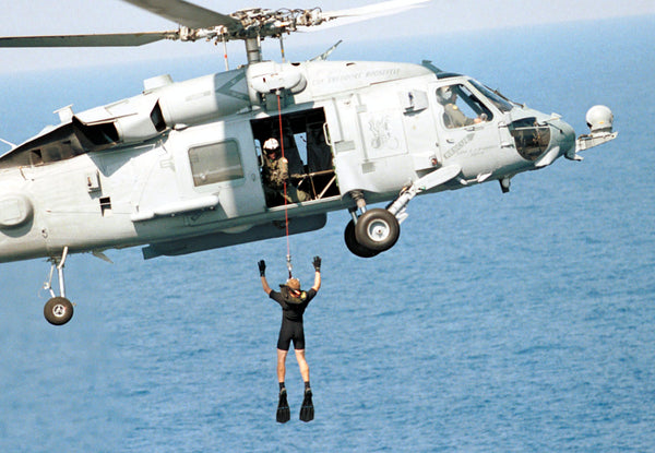 US NAVY Air Rescue Swimmer