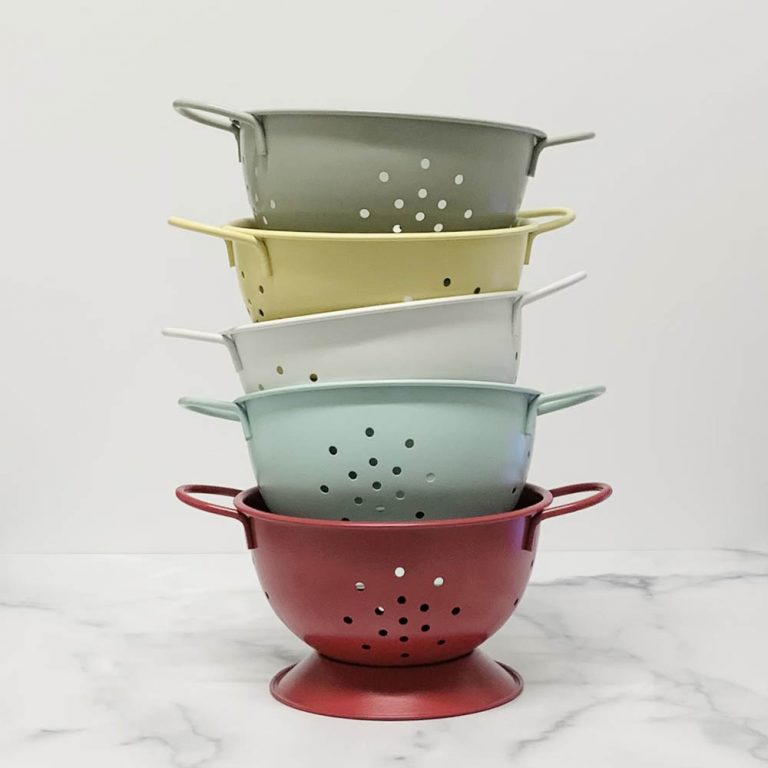 Colander 1 Qt - Carmine