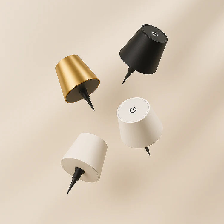 Lumo draadloze fleslamp in verschillende kleuren op lichte achtergrond