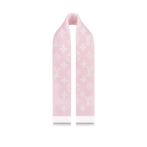 Louis Vuitton Essential scarf